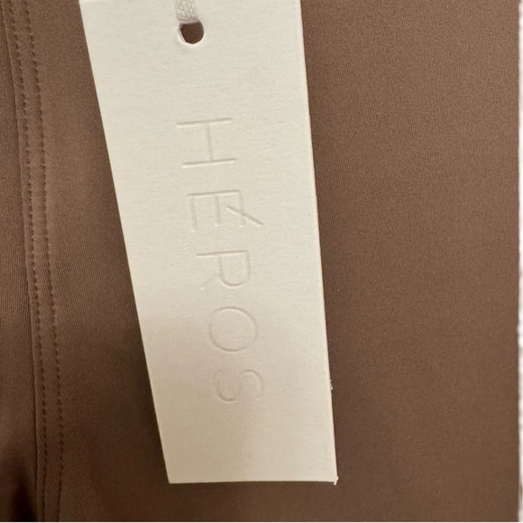 HÉROS - The Stirrup Leggings - Picture 8 of 9
